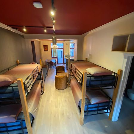 J And R Brussels City Apartment Экстерьер фото