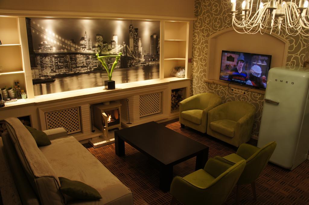 J And R Brussels City Apartment Экстерьер фото