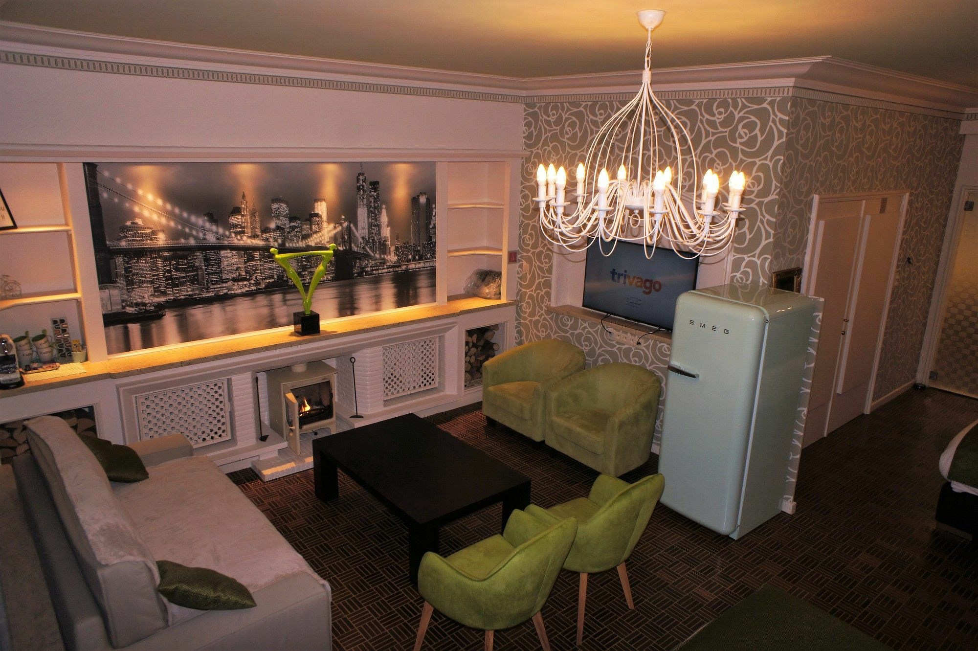 J And R Brussels City Apartment Экстерьер фото