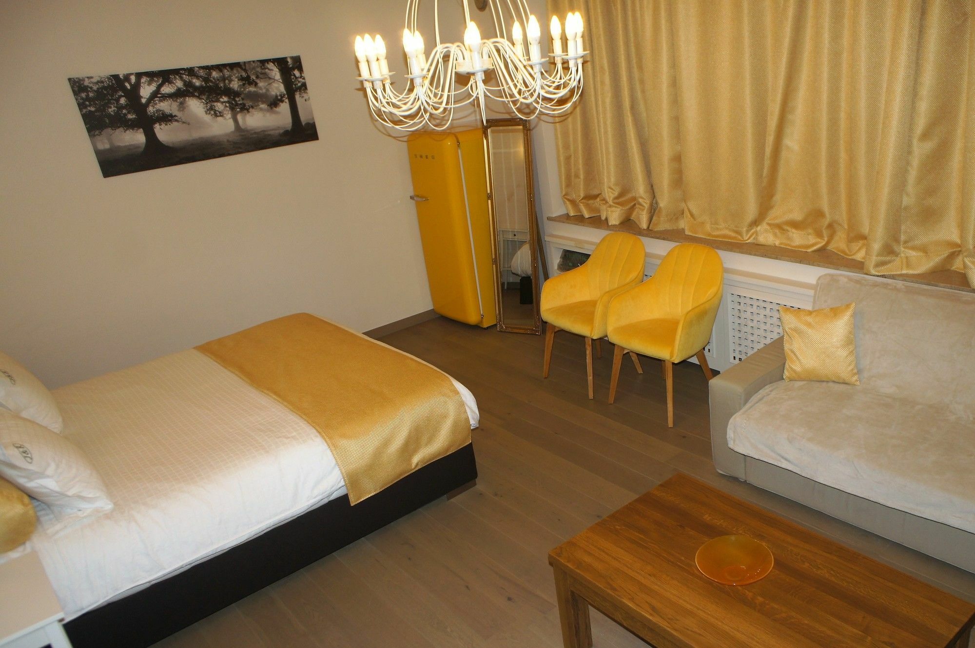 J And R Brussels City Apartment Экстерьер фото